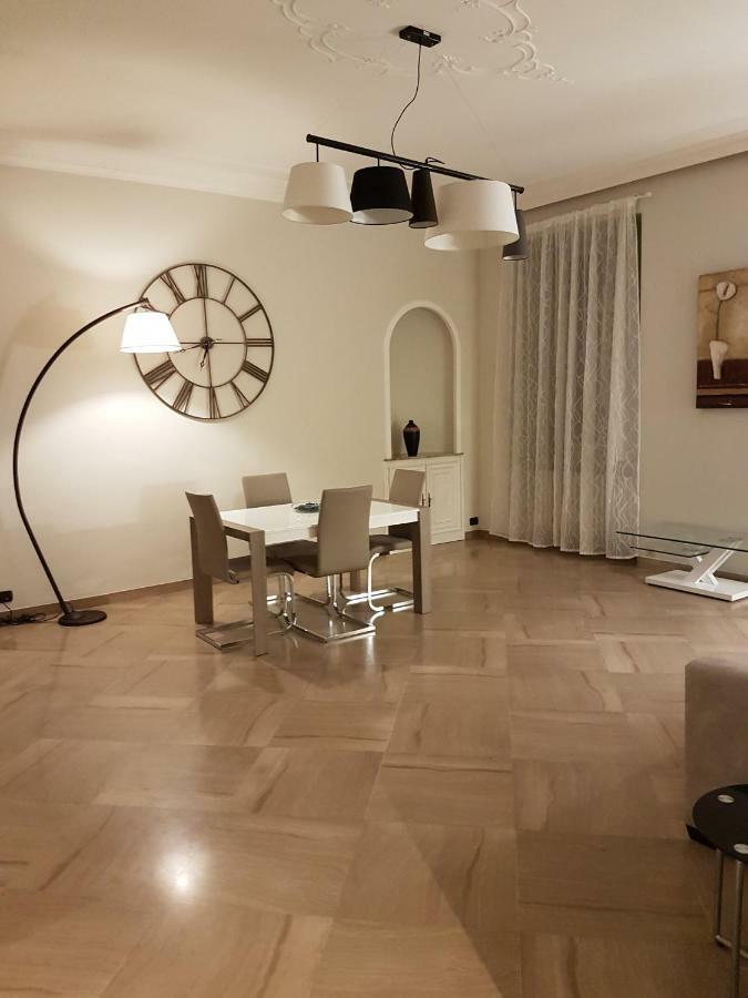 Apartament Giuria 35 - Elegante Ed Accogliente Nei Pressi Del Valentino Turyn Zewnętrze zdjęcie