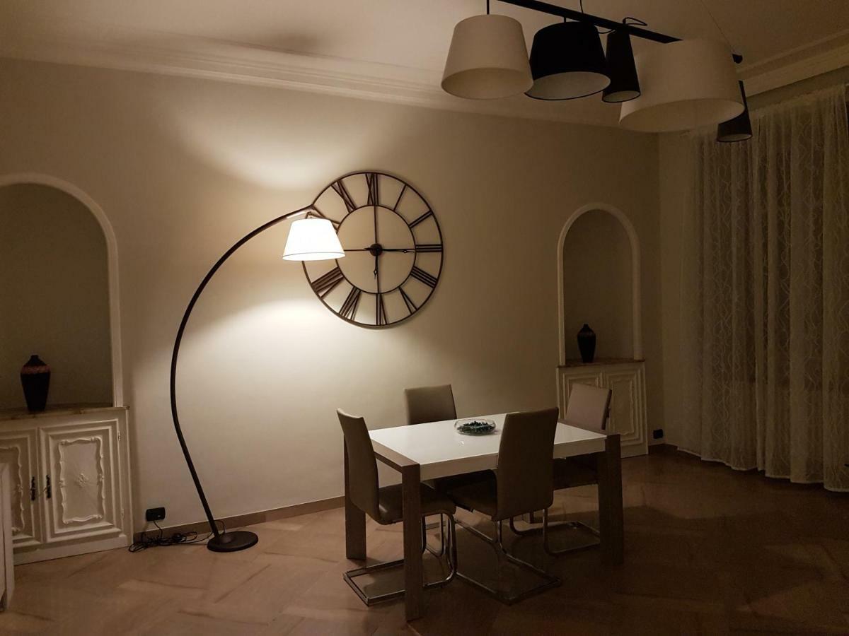 Apartament Giuria 35 - Elegante Ed Accogliente Nei Pressi Del Valentino Turyn Zewnętrze zdjęcie