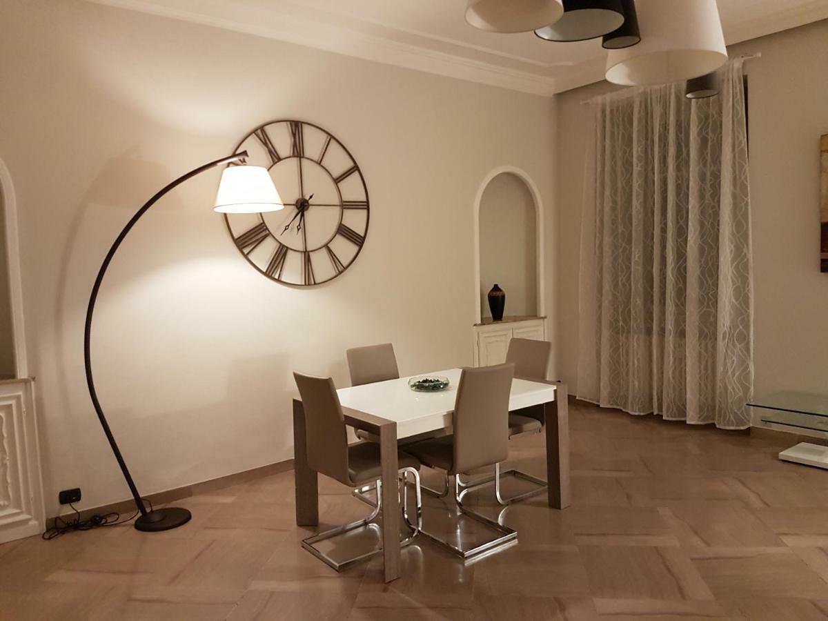 Apartament Giuria 35 - Elegante Ed Accogliente Nei Pressi Del Valentino Turyn Zewnętrze zdjęcie